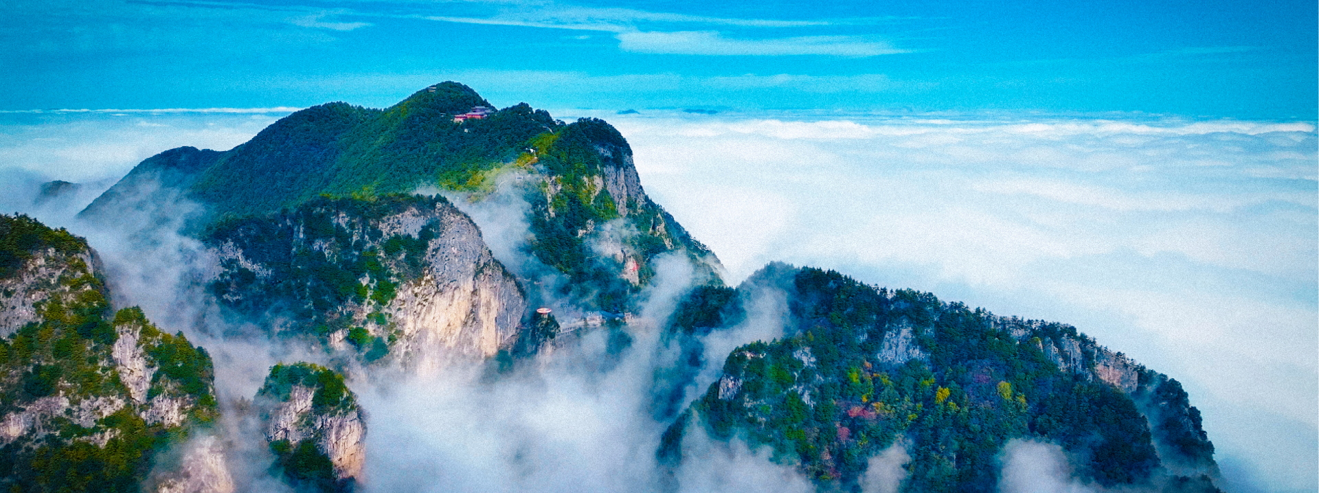 走进天竺山